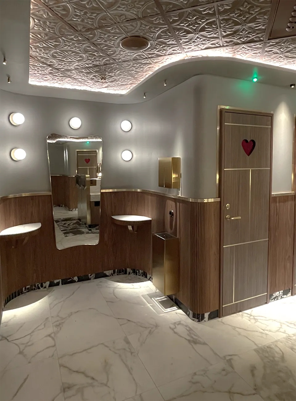 A boutique hotel fit for pop royalty 9