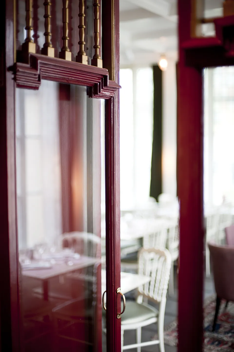 Bar and restaurant founded in the 18th century 8