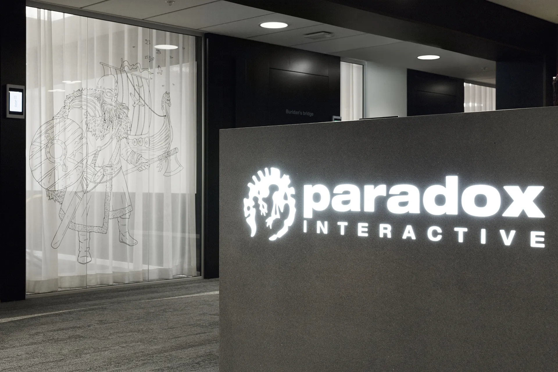 An office beyond your imagination 3
